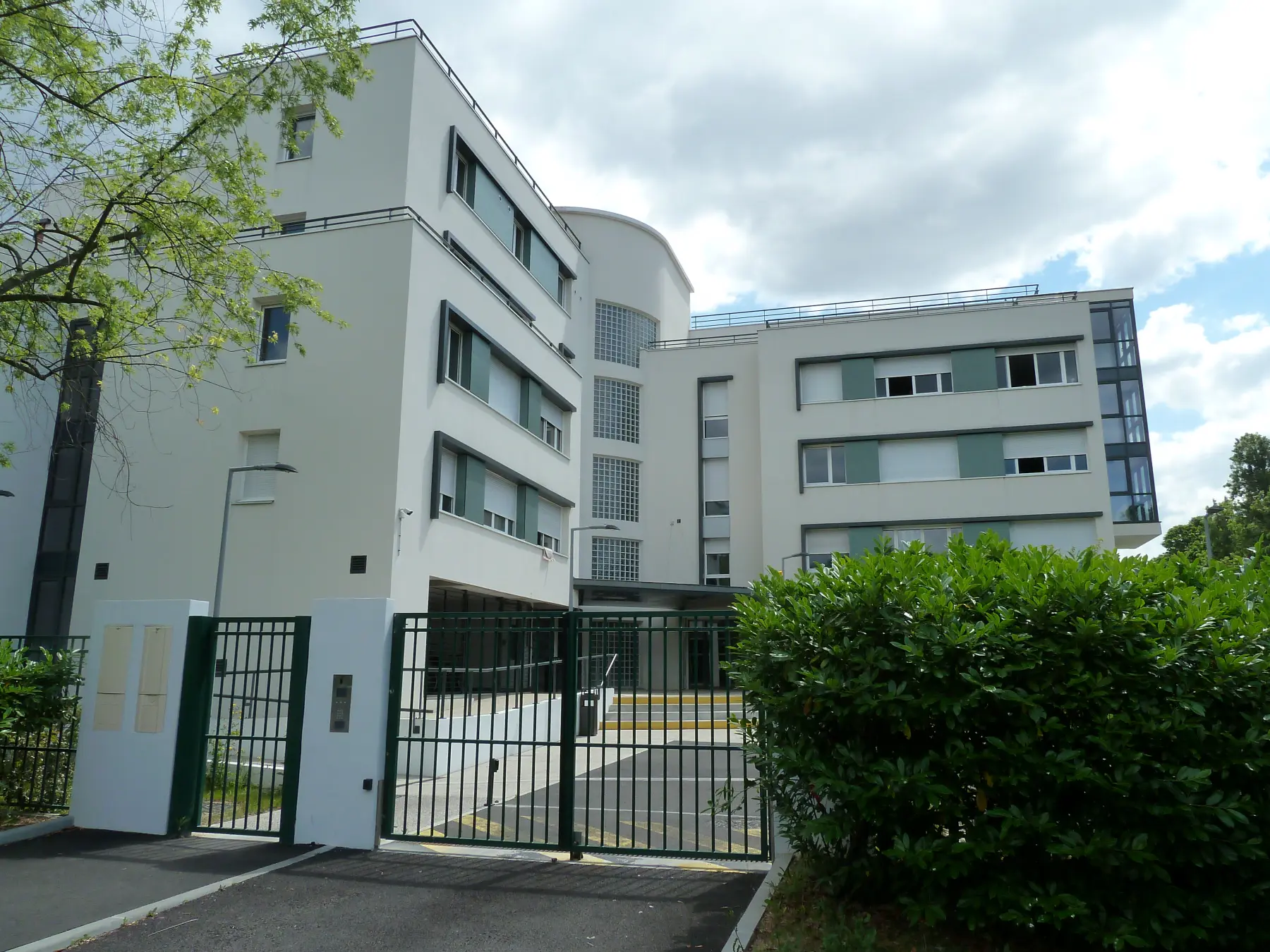 Facade de la residence Campus Maupassant
